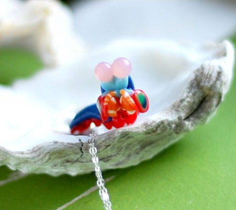 Prawn on the half-shell: the mantis shrimp pendant (Courtesy: I Love Science Store)