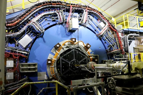 The STAR detector, with the RHIC beamline at the centre
