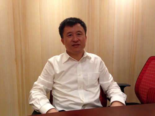 Ruiqin Zhang, president of the Physical Society of Hong Kong
