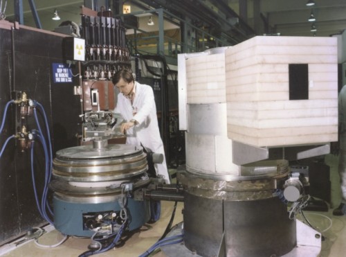 Good old days: building an early triple-axis spectrometer at ILL (Courtesy: ILL)
